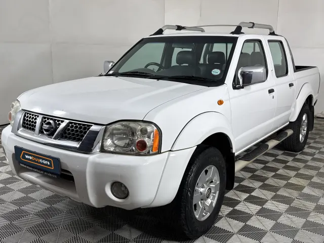 2015 Nissan Hardbody Np300 2.4i Hi-Rider Pick Up Double Cab