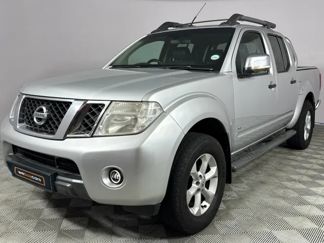 2011 Nissan Navara 3.0 DCI LE Auto 4x4 Pick Up Double Cab