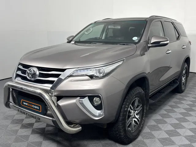 2016 Toyota Fortuner 2.8gd-6 R/B Auto