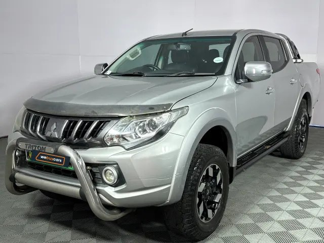2017 Mitsubishi Triton 2.4 Di-Dc 4x4 Pick Up Double Cab