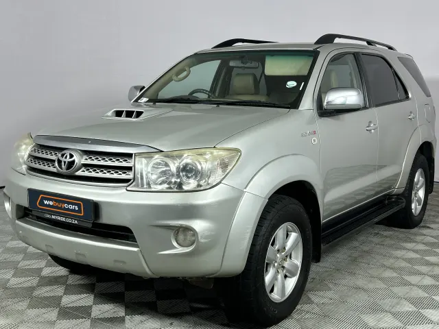 2010 Toyota Fortuner 3.0d-4d R/B Auto