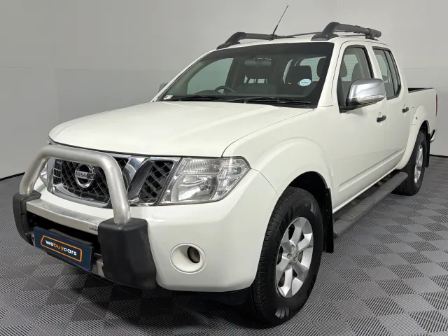 2013 Nissan Navara 2.5 DCI LE Auto Pick Up Double Cab