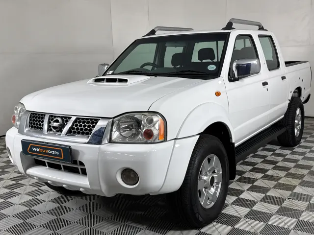 2020 Nissan Hardbody Np300 2.5 TDI 4x4 Pick Up Double Cab