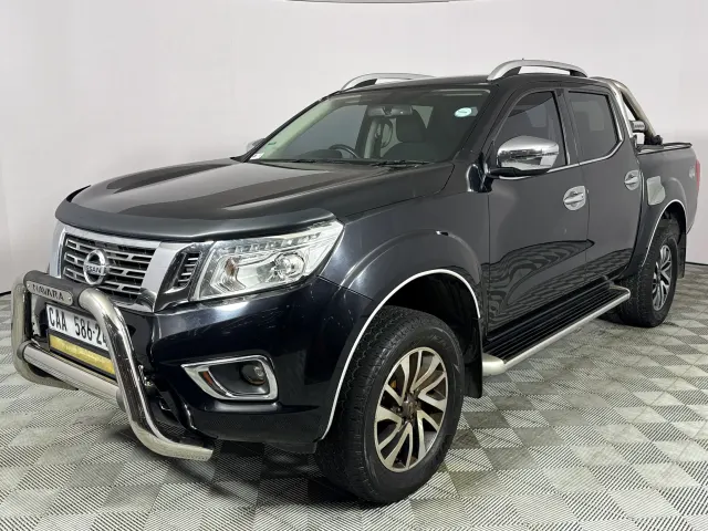2017 Nissan Navara 2.3d LE 4x4 Auto Pick Up Double Cab