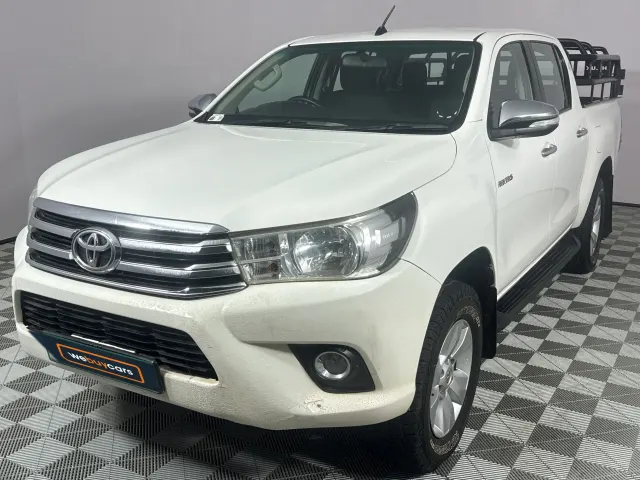 2016 Toyota Hilux 2.8 Gd-6 Raider 4x4 Auto Pick Up Double Cab