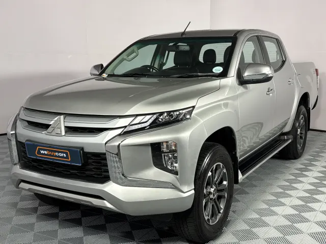 2022 Mitsubishi Triton 2.4 Di-Dc 4x4 Auto Pick Up Double Cab