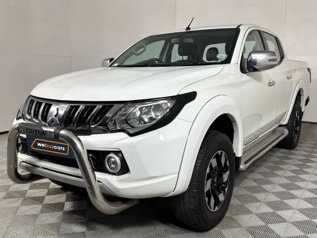 2017 Mitsubishi Triton 2.4 Di-Dc 4x4 Auto Pick Up Double Cab