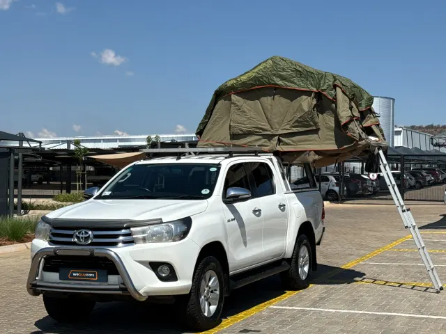 2016 Toyota Hilux 2.8 Gd-6 Raider 4x4 Auto Pick Up Double Cab