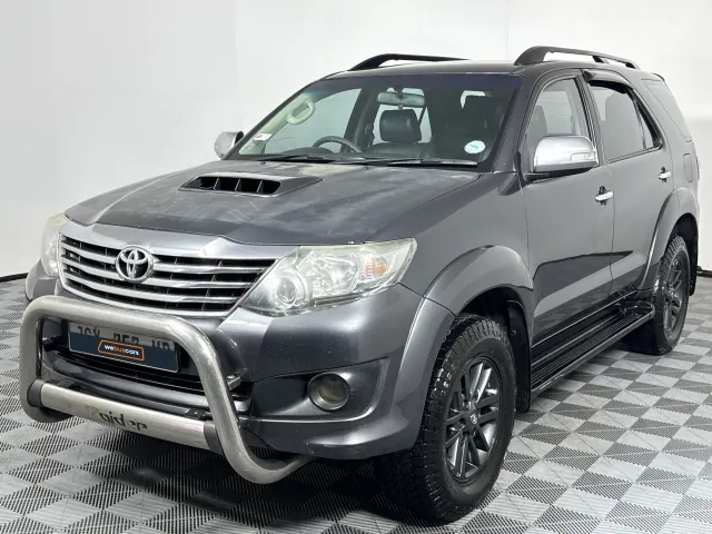 2015 Toyota Fortuner 2.5d-4d RB