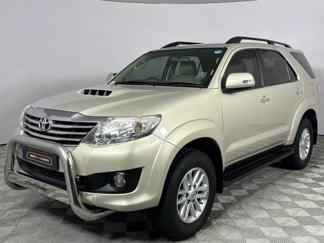 2013 Toyota Fortuner 2.5d-4d RB