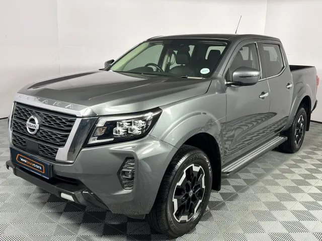 2023 Nissan Navara 2.5ddti Le/le Plus Auto Double Cab Pick Up