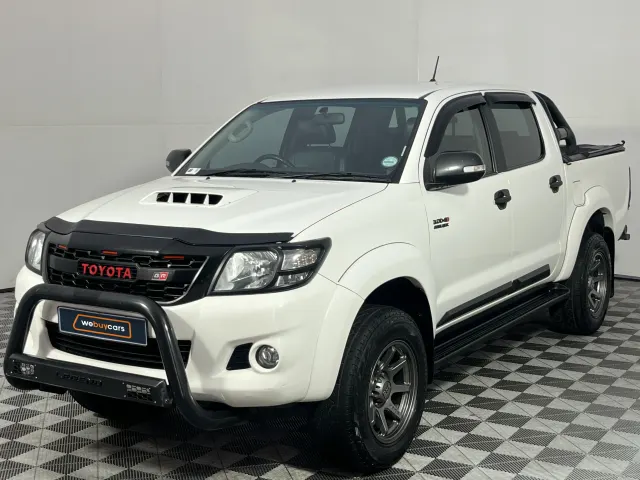 2016 Toyota Hilux 3.0 D-4d Legend 45 4x4 Auto Pick Up Double Cab